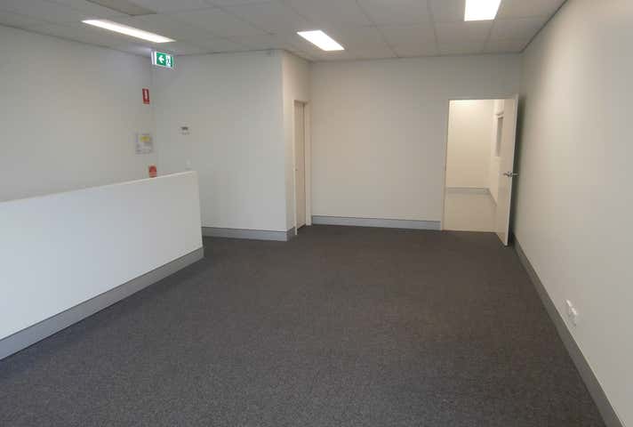 1/44 Devlan Street Mansfield QLD 4122 - Image 9