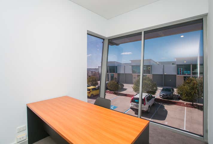 Unit 3, 9 Caloundra Rd Clarkson WA 6030 - Image 9