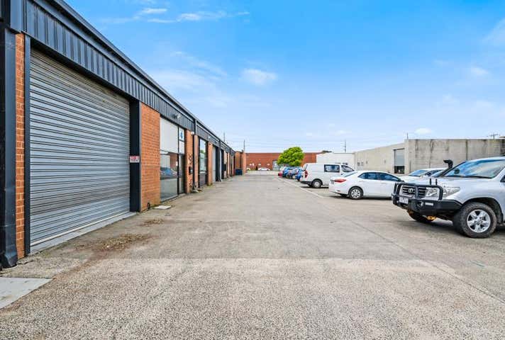 4/2-4 Lace Street Eumemmerring VIC 3177 - Image 5