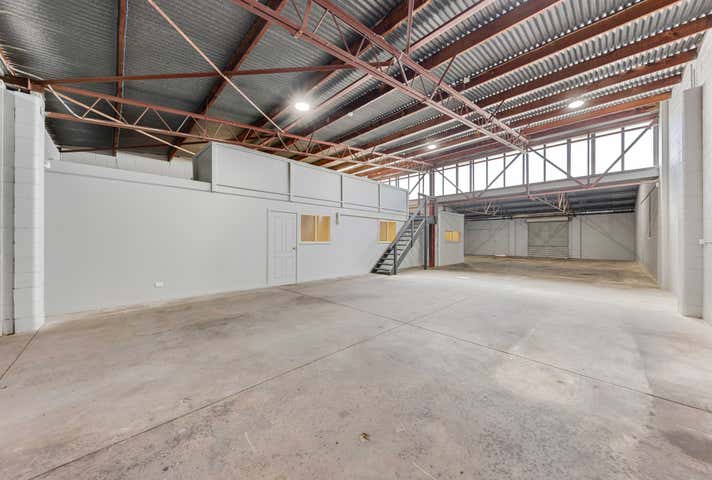 35 Township Road Marion SA 5043 - Image 4