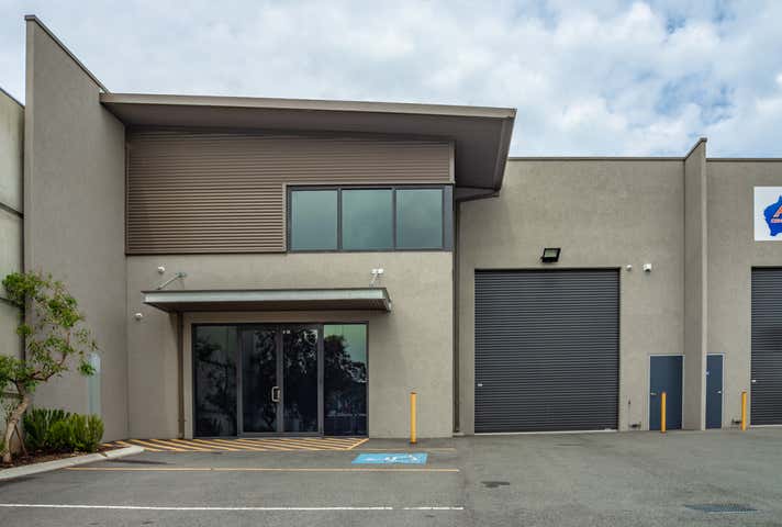 2/40 Erceg Road Yangebup WA 6164 - Image 2