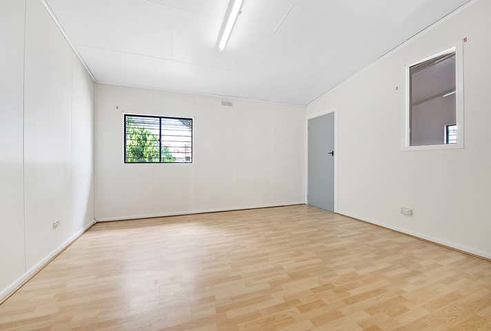 205 South Terrace Wingfield SA 5013 - Image 6