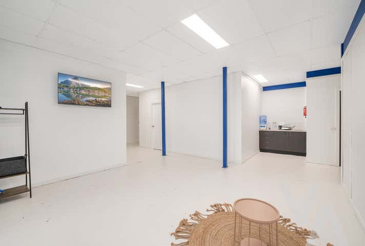 2/30 Shipley Drive Rutherford NSW 2320 - Image 3
