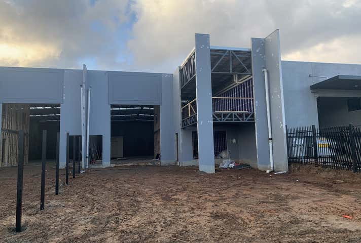 1-4, 20-24 Rockfield Way Ravenhall VIC 3023 - Image 5