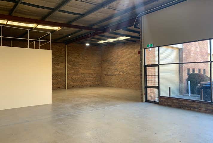 T2/3 Canham Way Greenwood WA 6024 - Image 4