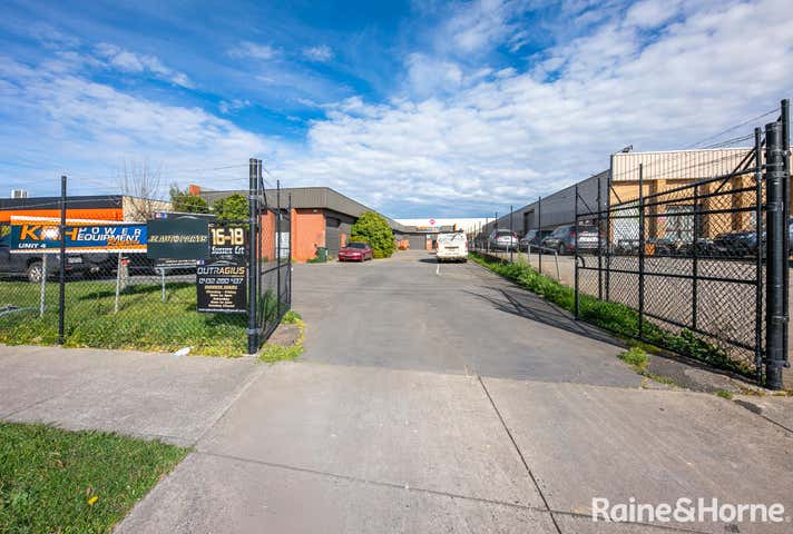 4/16-18 Sussex Court Sunbury VIC 3429 - Image 9