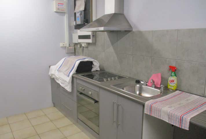 122 Newell Street Bungalow QLD 4870 - Image 5