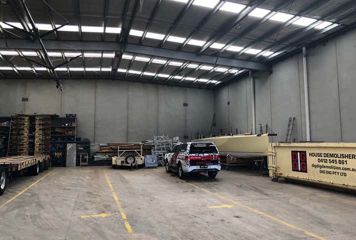 4 Sahra Grove Carrum Downs VIC 3201 - Image 4