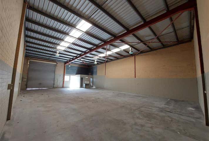 5/50 Attwell Street Landsdale WA 6065 - Image 5