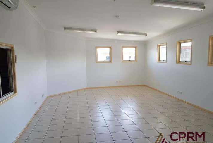 4/180 Anzac Avenue Kippa-Ring QLD 4021 - Image 2