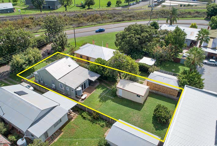11 Macquarie Street Tamworth NSW 2340 - Image 2
