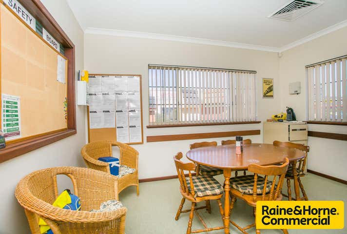 16 Franklin Lane Joondalup WA 6027 - Image 6