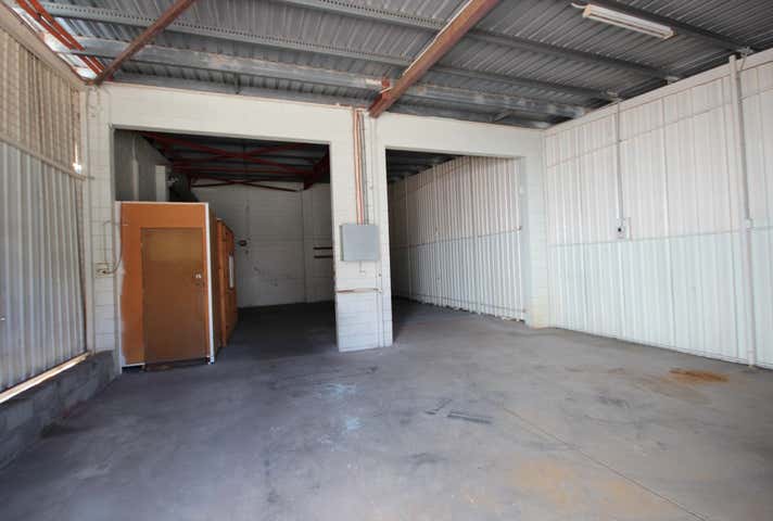 2/15 Whitehouse Street Garbutt QLD 4814 - Image 5