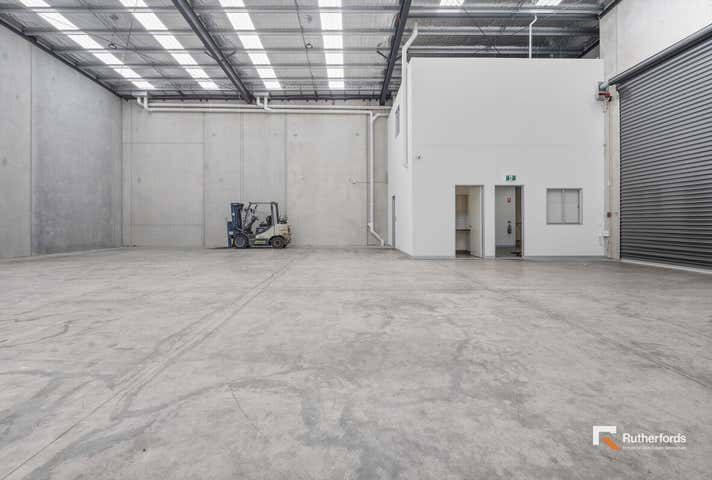 90 Yale Drive Epping VIC 3076 - Image 4