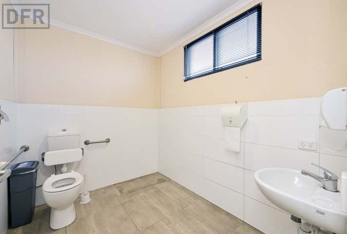 49 Howson Way Bibra Lake WA 6163 - Image 24