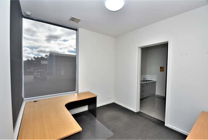 1/8  Wood Street Long Gully VIC 3550 - Image 17