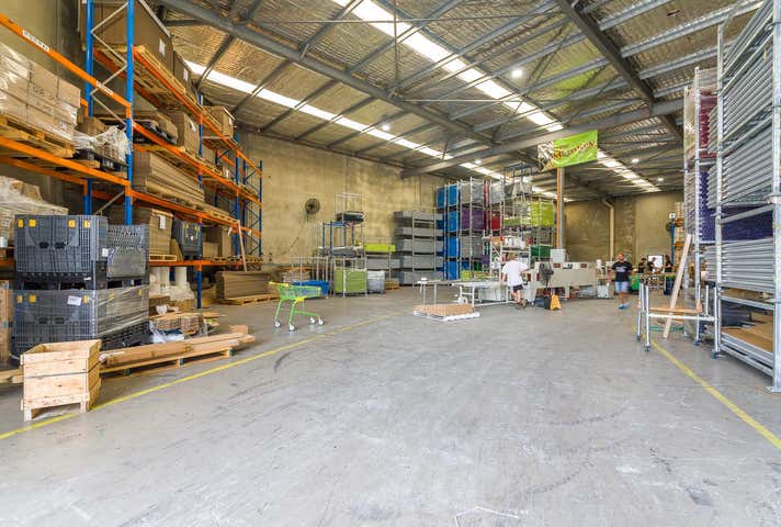 9 Cutting Way Yangebup WA 6164 - Image 6