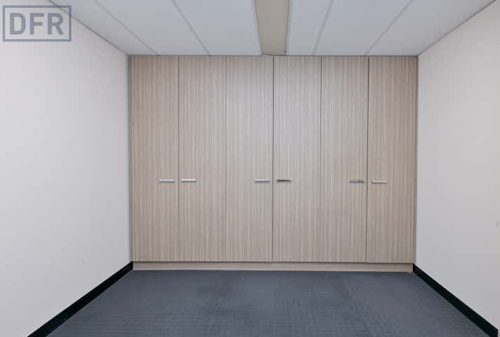 4/437 Yangebup Road Cockburn Central WA 6164 - Image 13