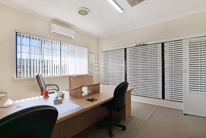 19 Stebbing Road Maddington WA 6109 - Image 10