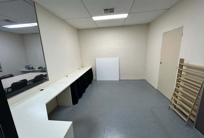 8/17 Foley Street Balcatta WA 6021 - Image 5