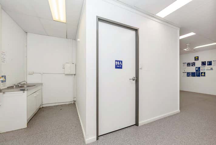 2/38 Pilkington Street Garbutt QLD 4814 - Image 13