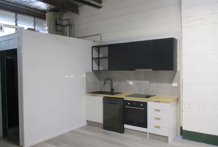 6 Federation Street Bungalow QLD 4870 - Image 2