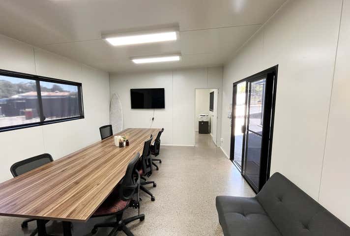 215 Elizabeth Avenue Clontarf QLD 4019 - Image 8