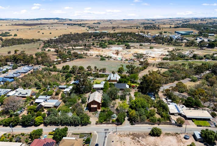7 Bagot Street Kapunda SA 5373 - Image 33