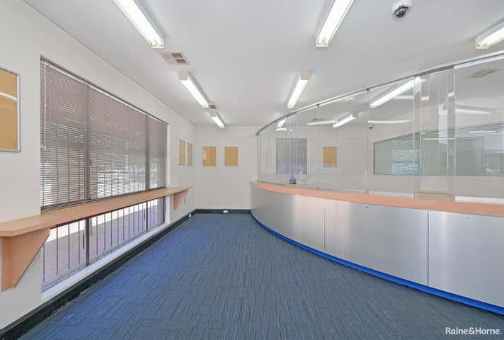 B, 23 Chalgrove Avenue Rockingham WA 6168 - Image 2