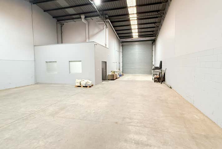 Unit 15, 19 Aero Road Ingleburn NSW 2565 - Image 2