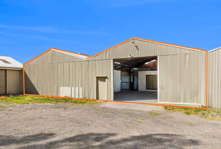 8A/12 Gravel Pits Road South Geelong VIC 3220 - Image 1