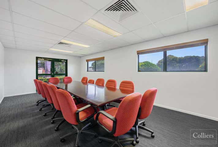 8 Martinez Avenue West End QLD 4810 - Image 3