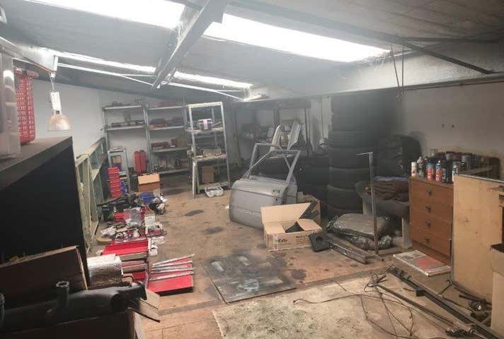 Unit 2, 7 Action Pl Wangara WA 6065 - Image 10