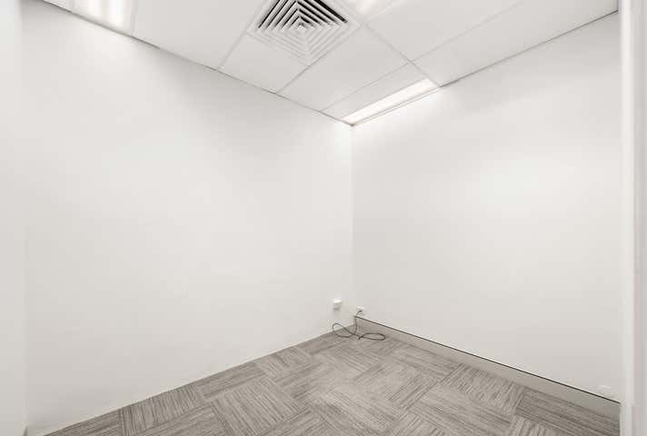 10/77 Redcliffe Parade Redcliffe QLD 4020 - Image 7