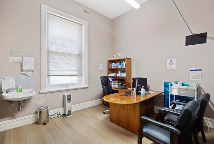 37 Moseley Street Glenelg SA 5045 - Image 20