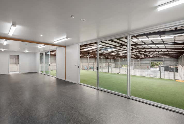 402 Thompson Road North Geelong VIC 3215 - Image 9