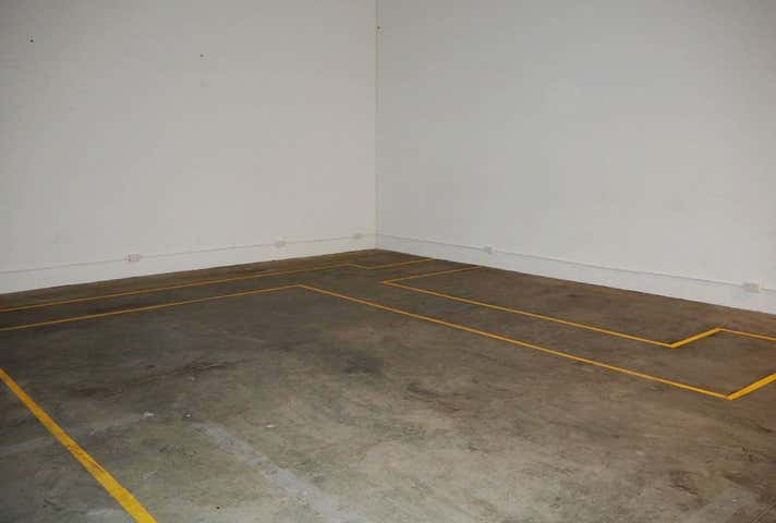 Unit 2, 17 Caloundra Road Clarkson WA 6030 - Image 13