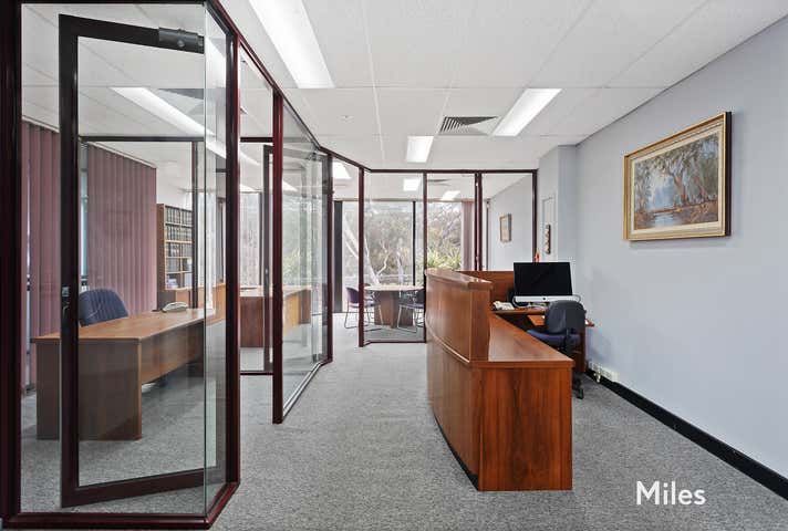 3/26 Aberdeen Road Macleod VIC 3085 - Image 2