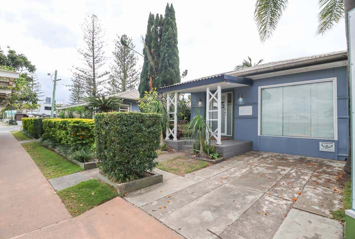 36 Seabeach Ave Mermaid Beach QLD 4218 - Image 3