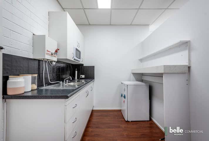 18A/18 Winchcombe Court Mitchell ACT 2911 - Image 12