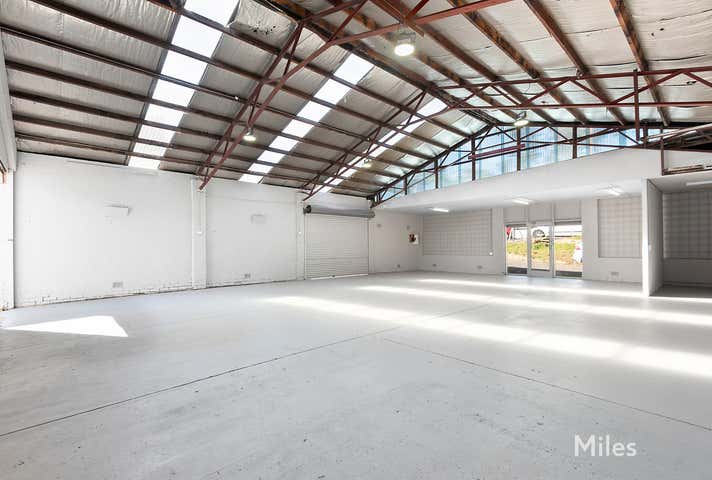 31 Brougham Street Eltham VIC 3095 - Image 2