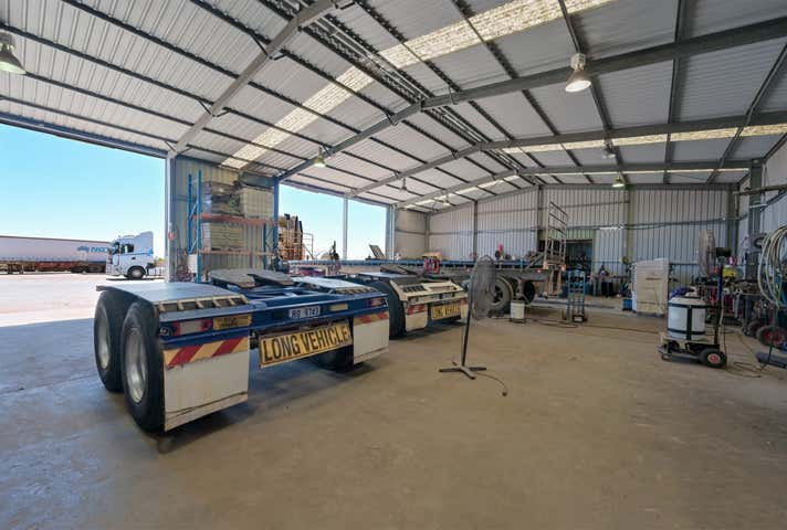 10 Sudlow Road Bibra Lake WA 6163 - Image 15