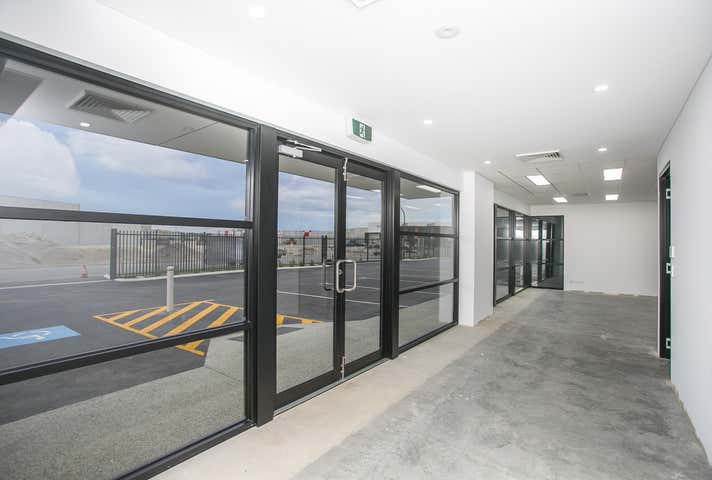 16 Brewer Road Canning Vale WA 6155 - Image 11