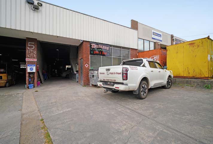 Unit 1, 5 Rose Ave Croydon VIC 3136 - Image 2