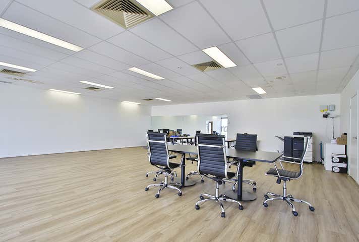 Level 1, 67L Matthews Avenue Airport West VIC 3042 - Image 7