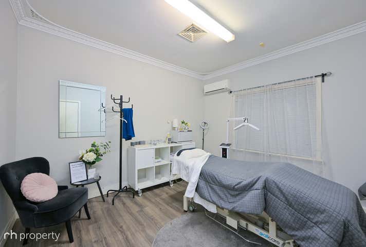 12 Kearns Crescent Ardross WA 6153 - Image 4