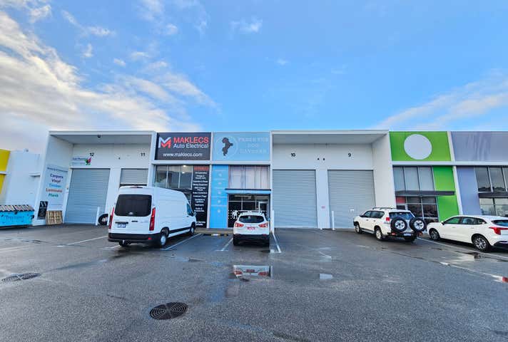 10/2 Amesbury Loop Butler WA 6036 - Image 2