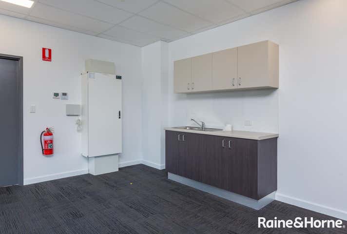 6/2 Sepia Court Rockingham WA 6168 - Image 13