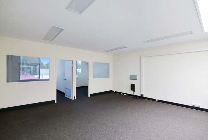 204 Hampden Road Nedlands WA 6009 - Image 11