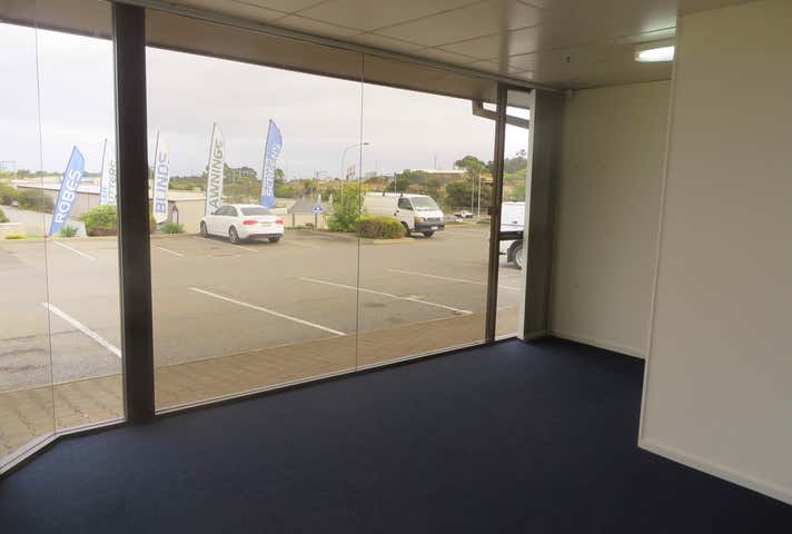 3 Kitawah Street Lonsdale SA 5160 - Image 2